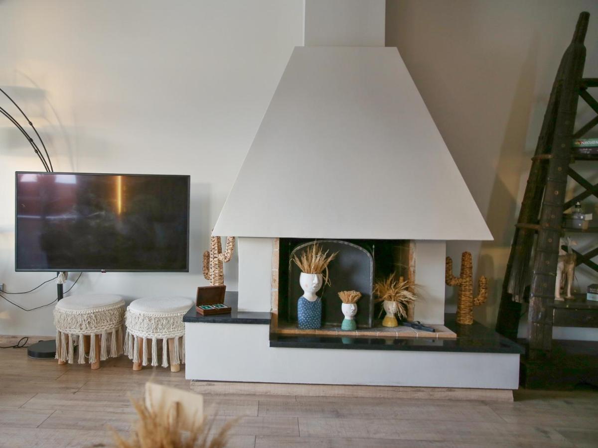 Boho Beach House In Itea-Delphi Esterno foto